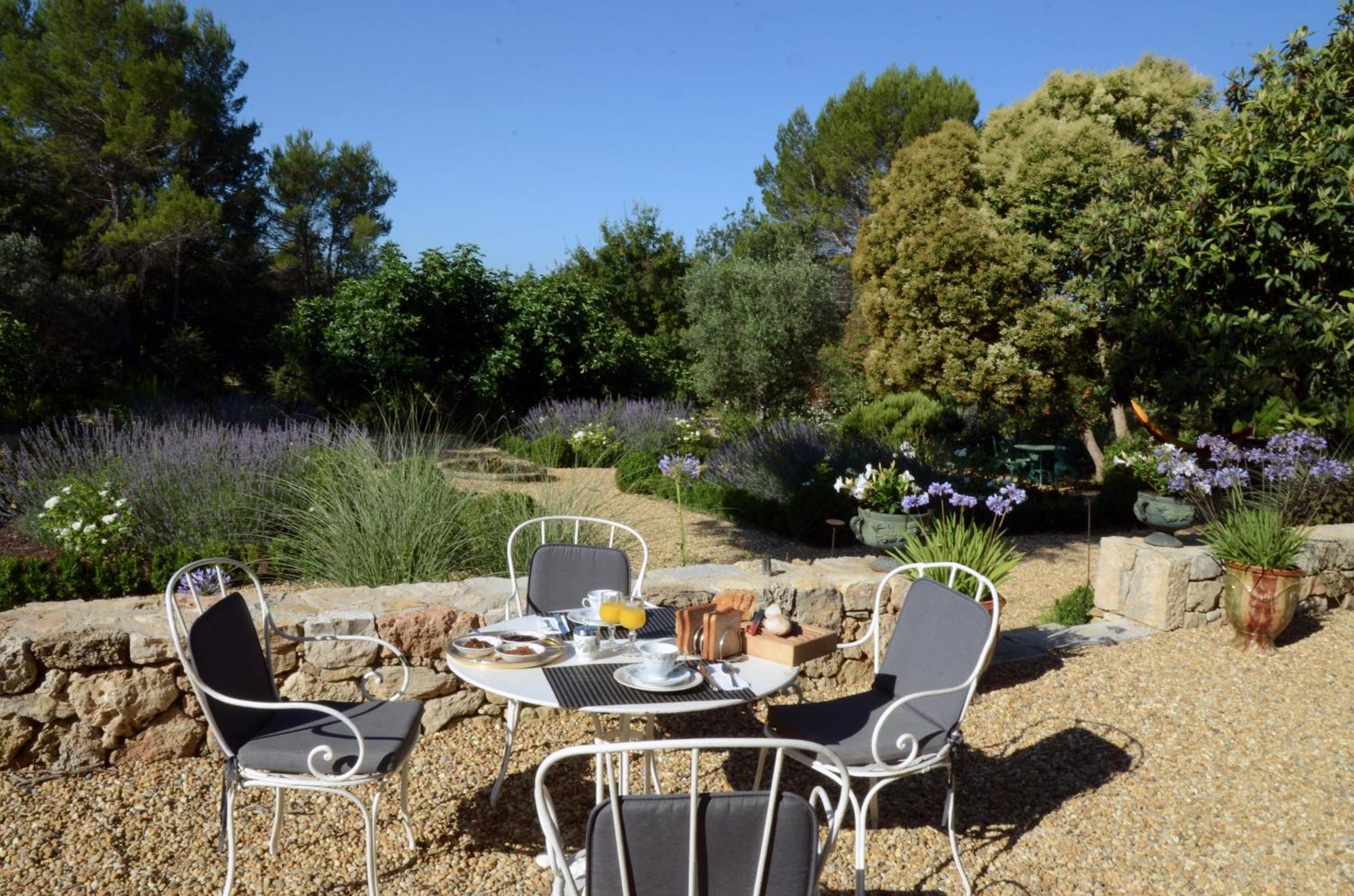 La Bastide Des Enqueses Hotell Lorgues Eksteriør bilde